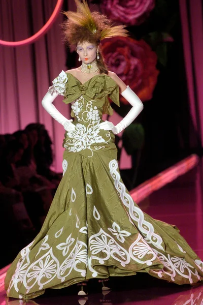 Look 21